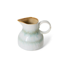 HKLiving : 70s ceramics: milk jug petal