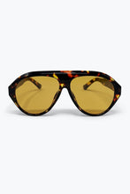 Tortoise Brown Aviator Sunglasses with Amber Lenses
