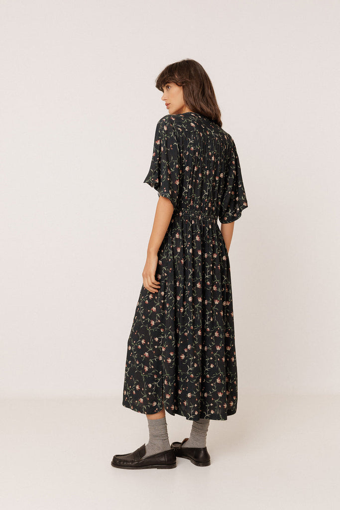 INDI&COLD AW26 LONG FLORAL PRINT DRESS NAVY