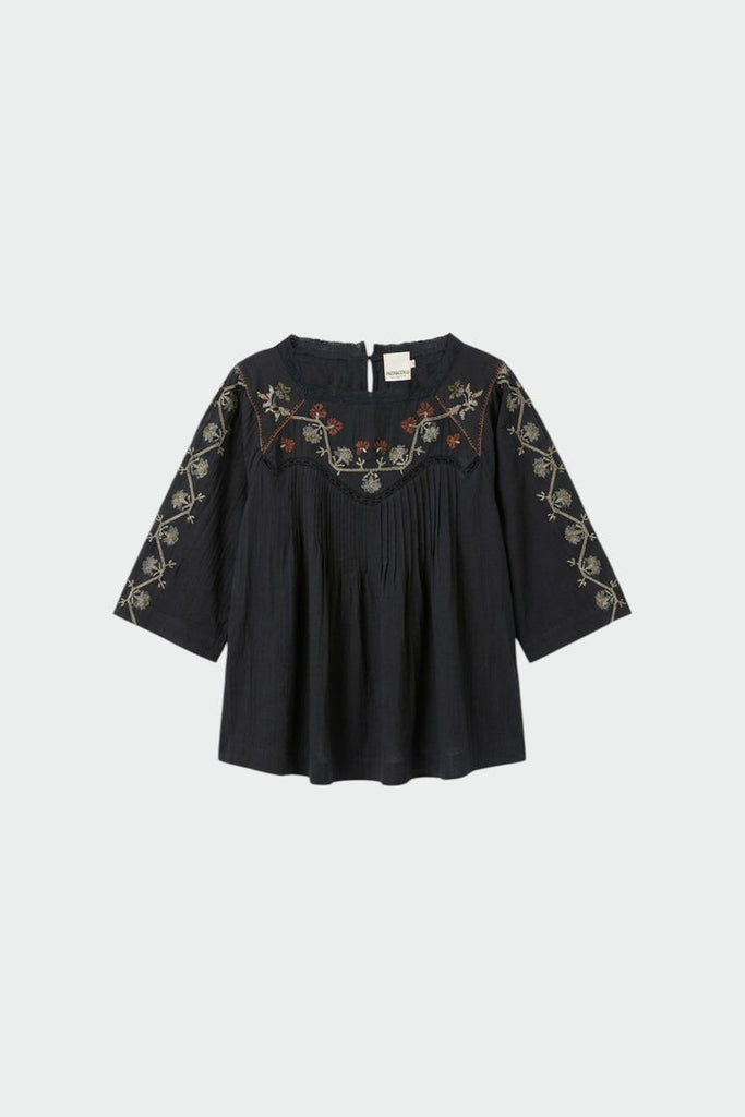 INDI&COLD AW26 EMBROIDERED-YOKE BLOUSE BLACK