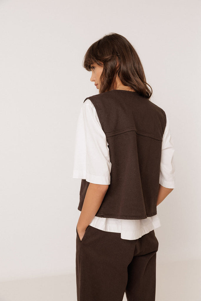 AW26 Chaleco COTTON TWILL VEST COCONUT