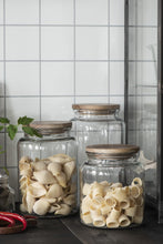 Glass jar w/wooden lid 3750 ml