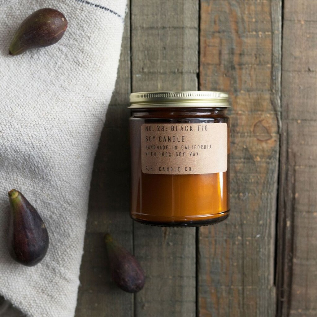 P.F Black Fig 7.2 oz candle