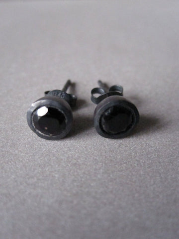 Stud with black onyx - 925 oxidised silver earrings