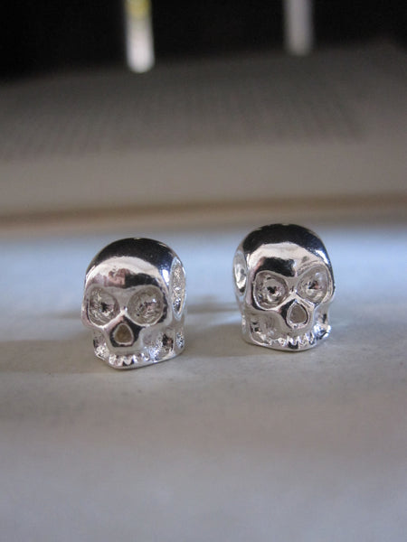 CollardManson 925 Shiny Silver Skull Studs