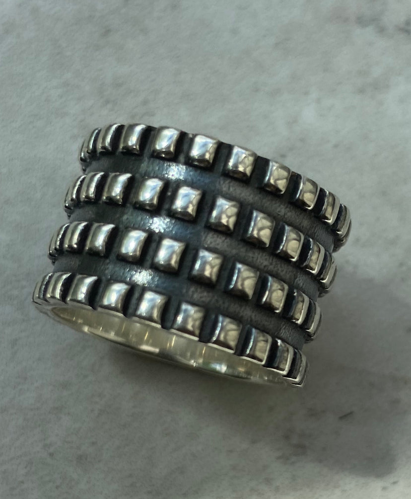 925 Silver Multi stud ring