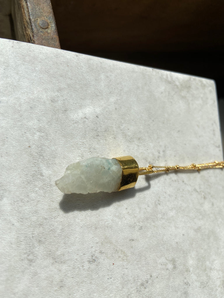 Jagged quartz necklace - gold plated