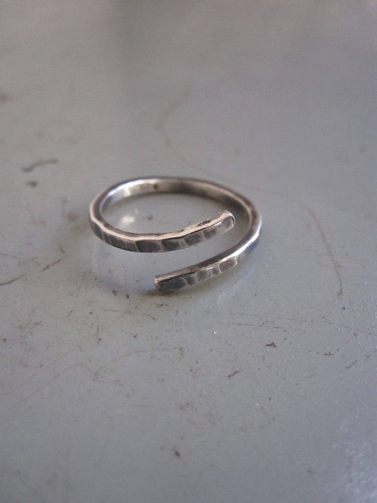 925 Silver hammered twist ring