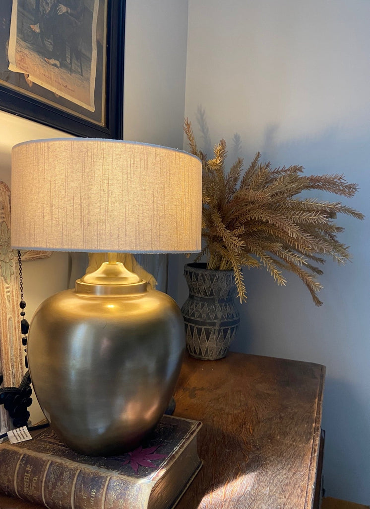Deimas lamp - Antique brass finish & Linen Shade