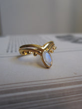 Gold plated 925 Silver Ring - moonstone