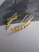 925 silver leafy drop earrings with gold plating