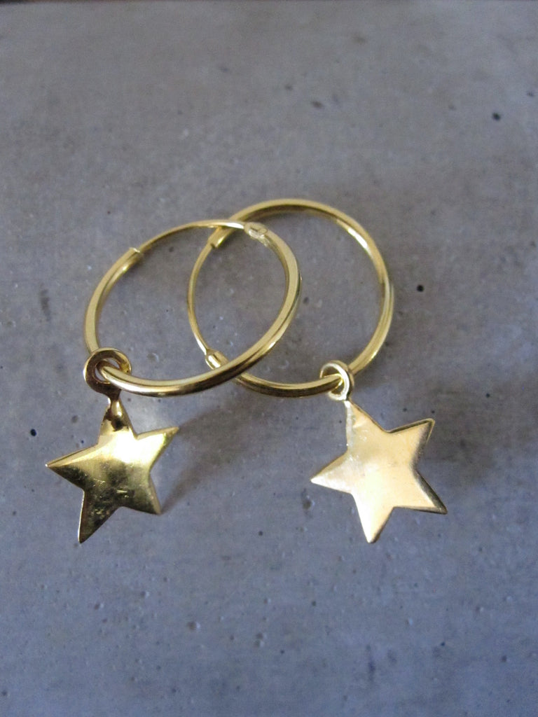 Small Star Hoop Earrings - Gold