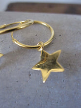 Small Star Hoop Earrings - Gold