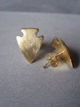 Arrowhead earrings - gold plated