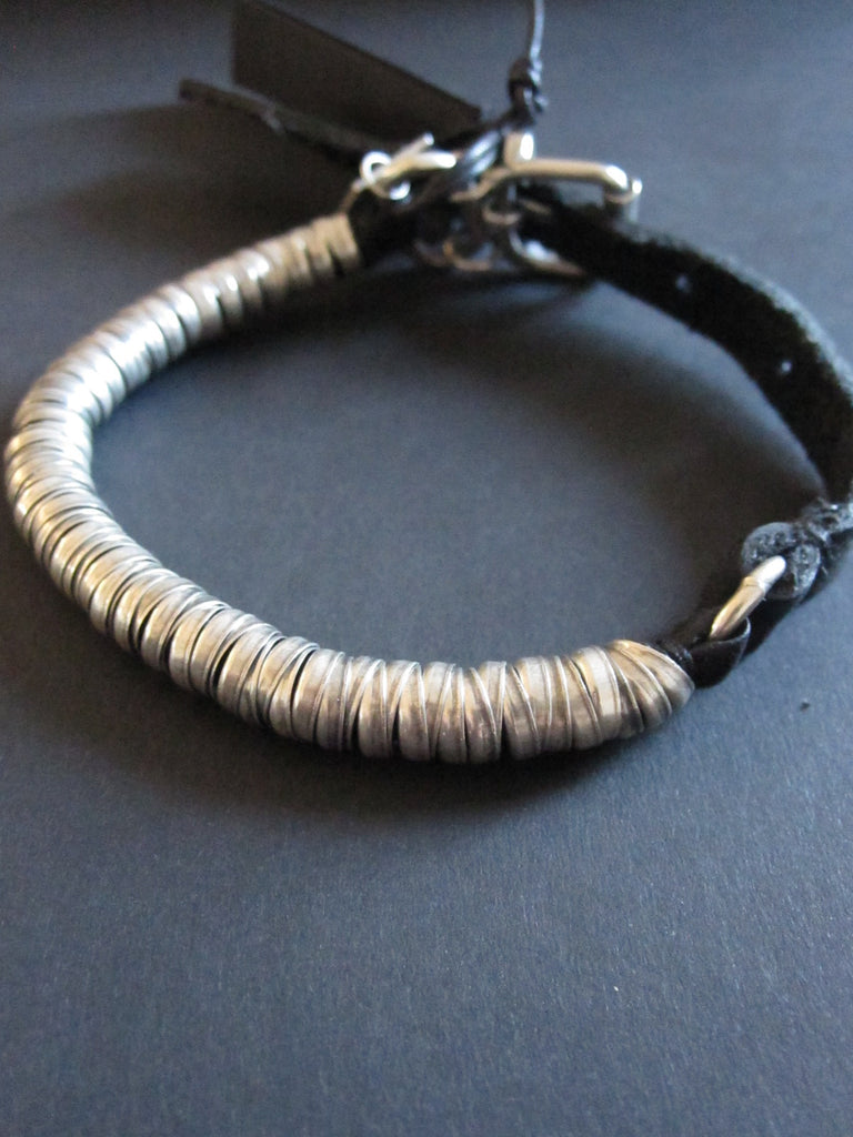 Goti leather bracelet with 925 Oxidised Silver BR049