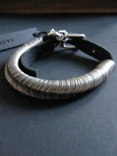 Goti 925 silver and leather bracelet BR118