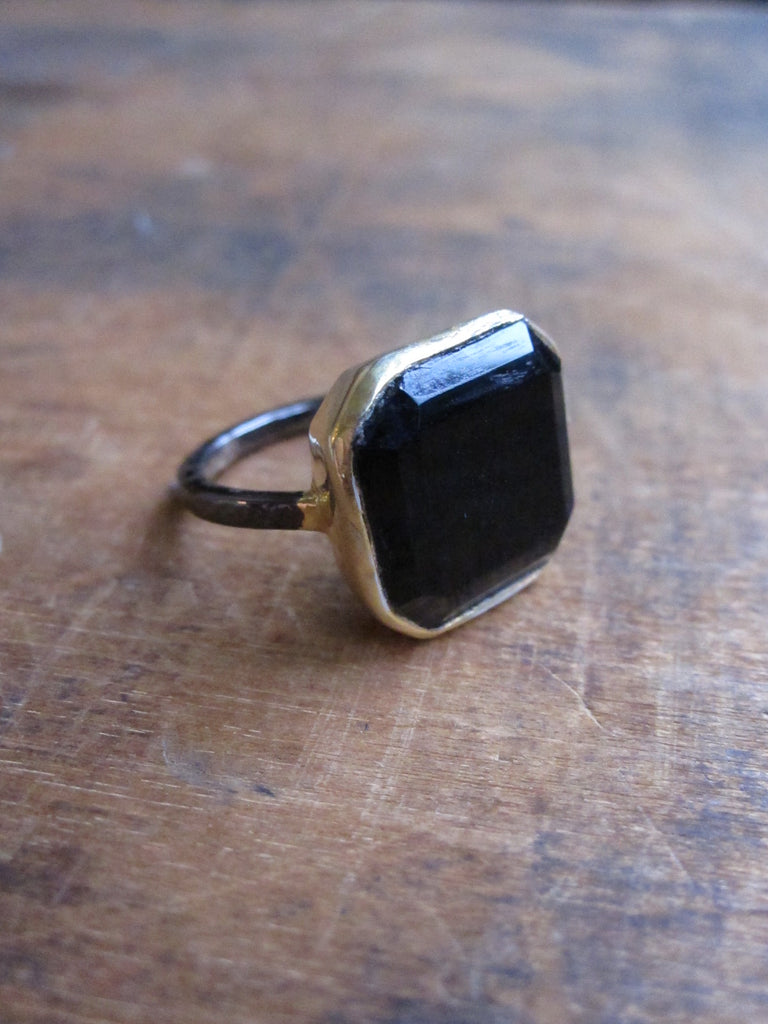 Large onyx stone ring