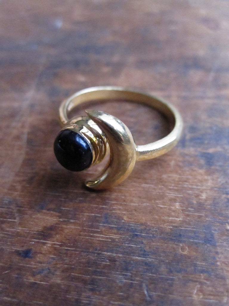 925 Silver moon ring with black onyx - Gold