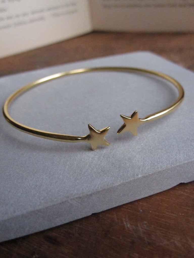 Gold plated 925 Silver Star open bangle