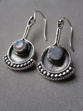 925 Silver Egon Earrings - Silver, Moonstone