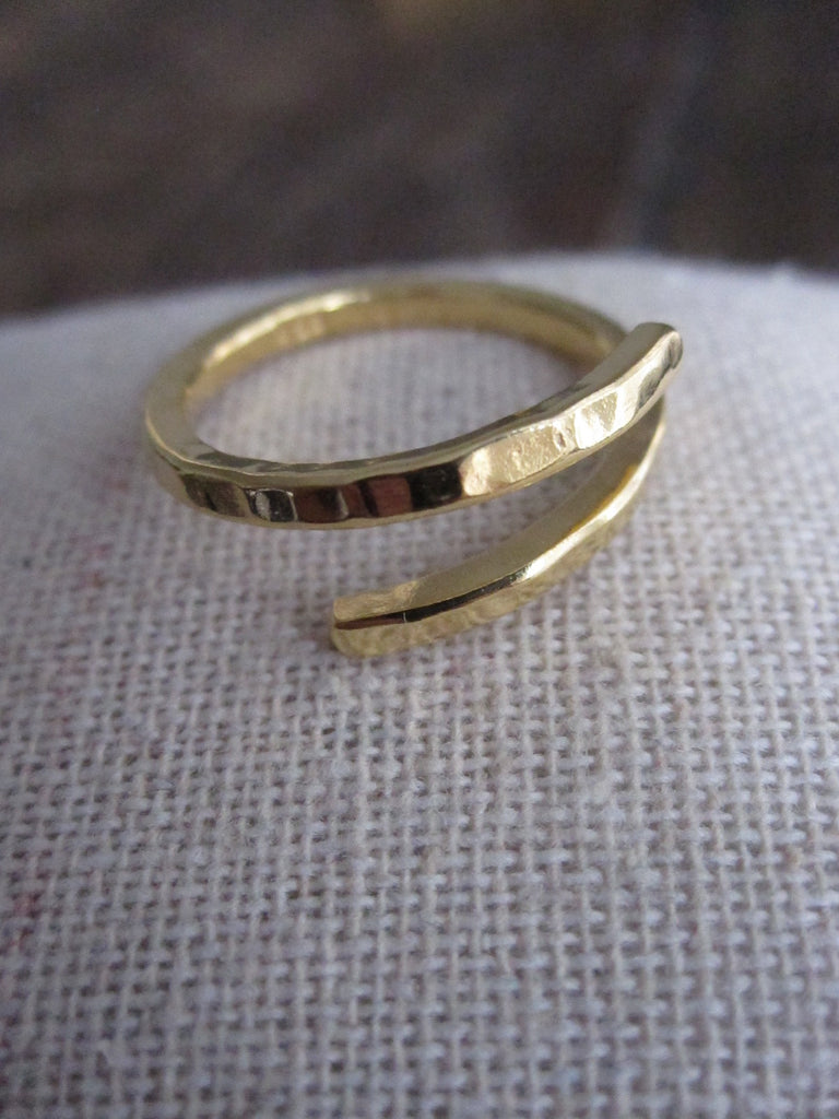 Hammered Twist Gold plated 925 Silver Ring