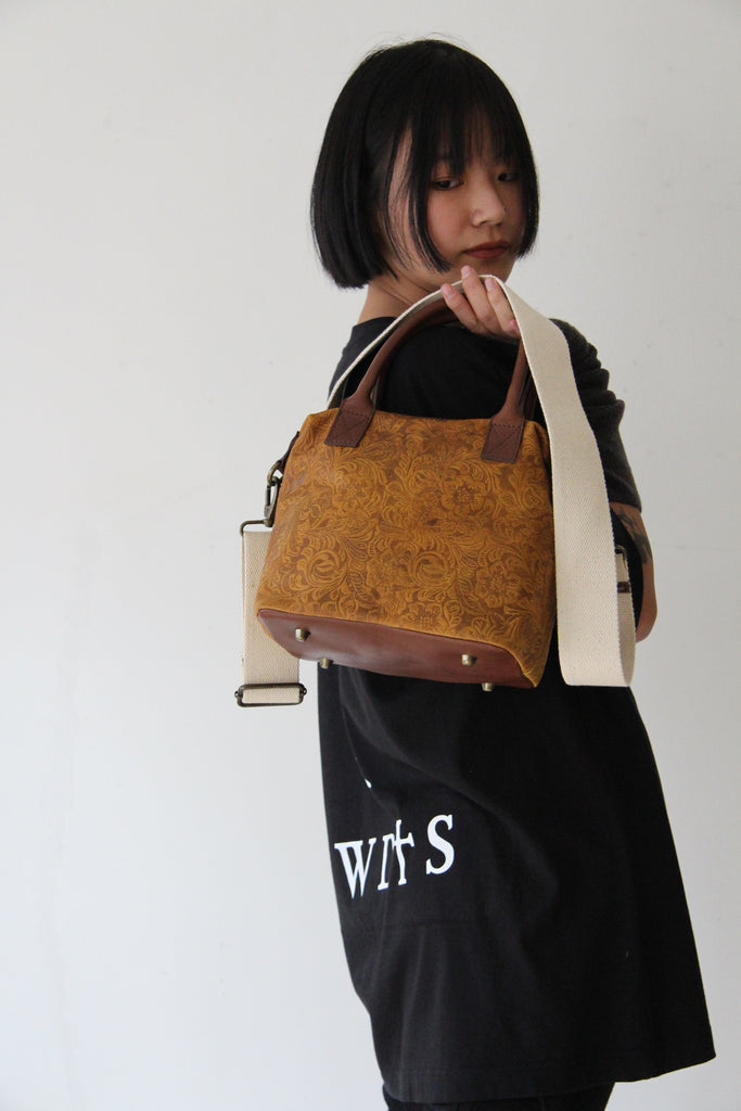 Maya - vintage tan floral