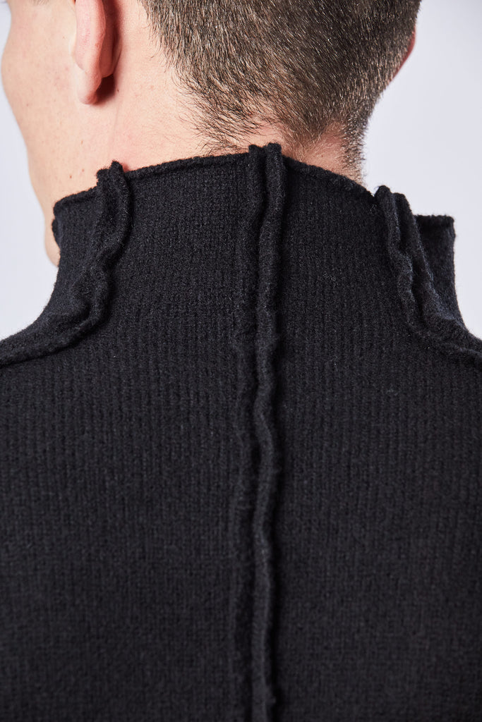 Thom/krom AW23 M K 108 black high collar sweater