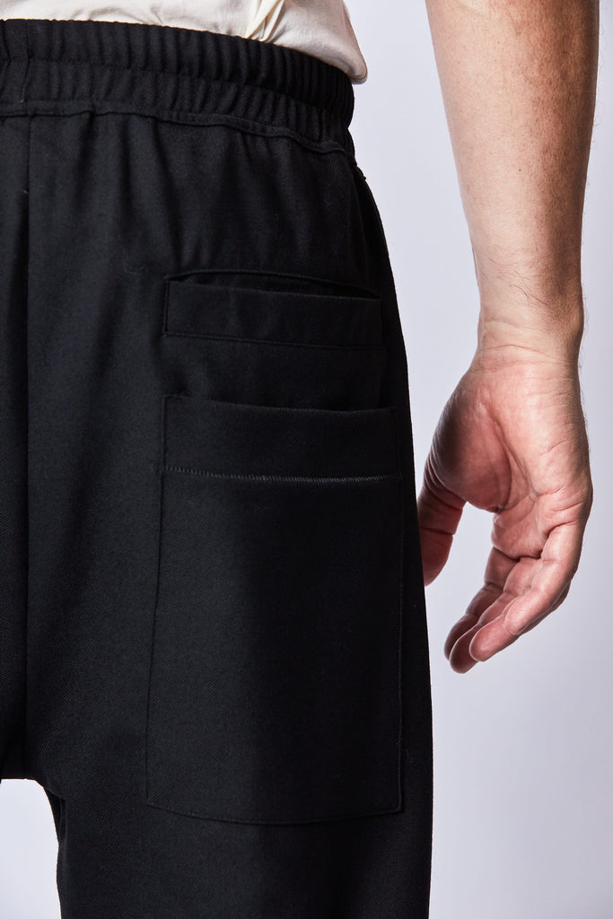 Thom Krom AW23 M P 1 black cropped crotch trousers
