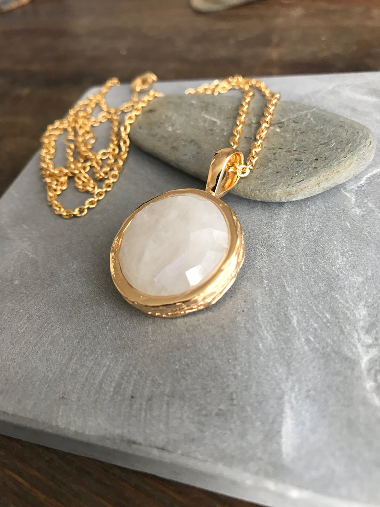 Pavani Necklace - Gold Moonstone