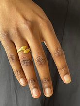 Two headed snake ring - gold