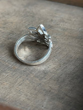 Lotus ring