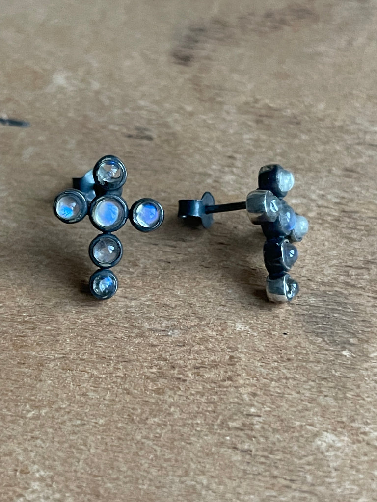Therese cross earrings