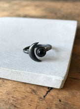 925 Silver moon ring with black onyx - Oxidised