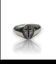 925 Silver Signet ring with detail