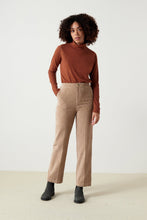 Leon & Harper AW22 Teodor Basic Squirrel