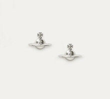 Vivienne Westwood Solid Orb Earrings - Rhodium