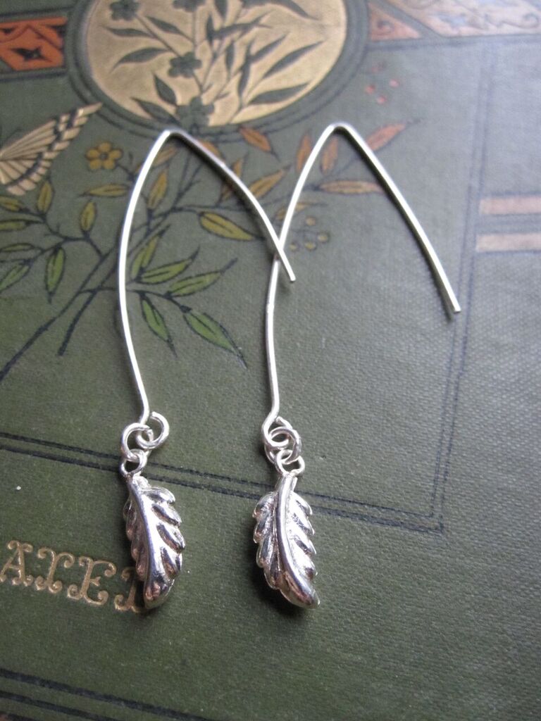 925 small drop leaf earrings