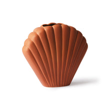 ceramic shell vase brown m