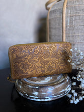 Zipped Purse / Wallet- New tan floral