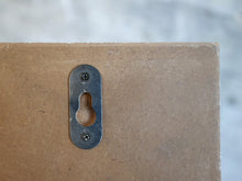 Coat rack w.decor & 3 hooks antique cream