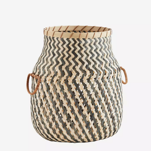 Bamboo basket w/handles, grey
