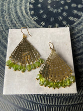 Soul Design Shell Earrings - Bottle Green