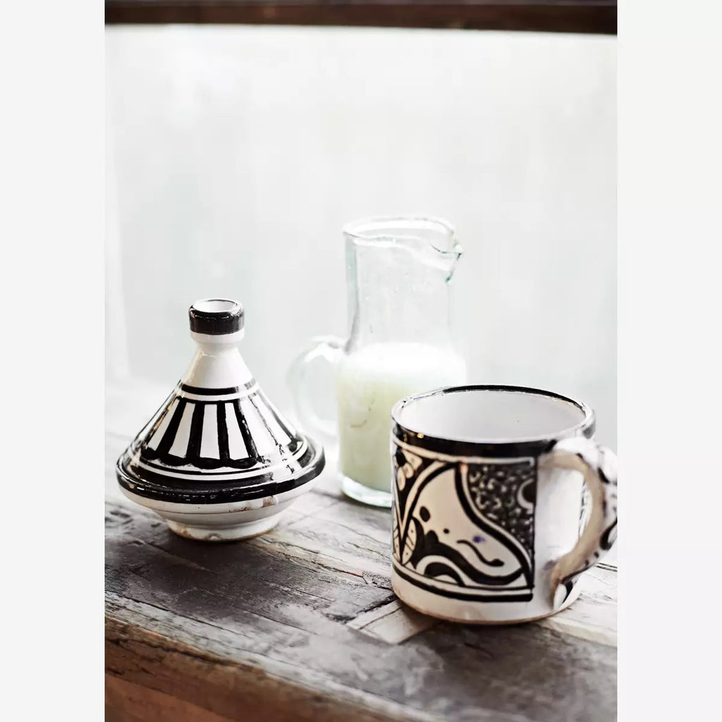 Hand Painted Stoneware Mug CollardManson