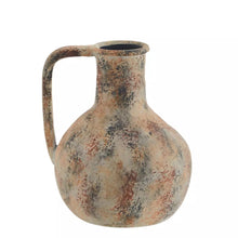 Terracotta vase D: 15.5x20cm