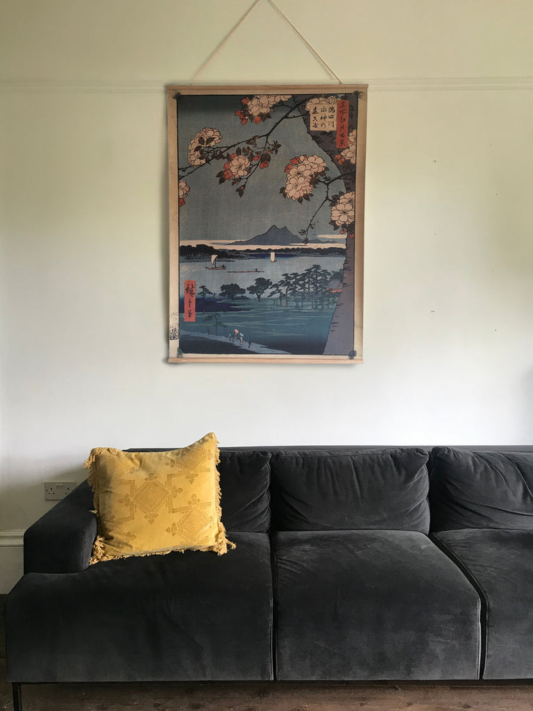 Canvas wall hanging - Japanese Picture Scene