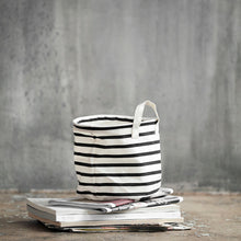 Storage, Stripes, Black/White